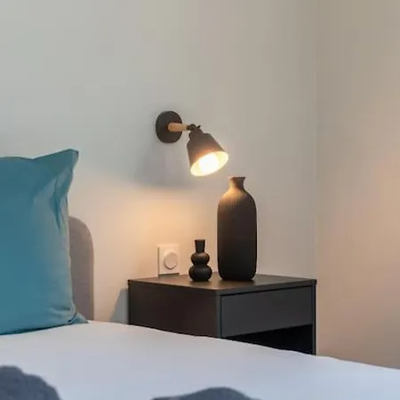 Brp Center, Floor Luxurious Ii, 4 Bedrooms+3 Bathrooms *