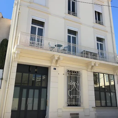 Brp Center, Floor Luxurious Ii, 4 Bedrooms+3 Bathrooms Cannes